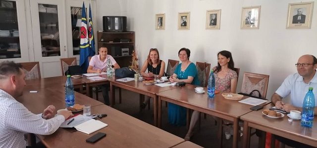Stretnutie biskupa VD s duchovnými správcami škôl