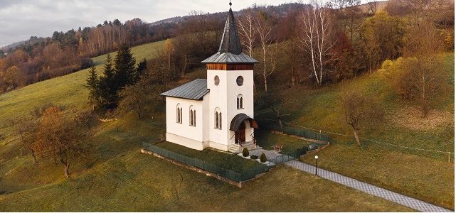 SVERŽOV: 40. výročie pamiatky posvätenia chrámu