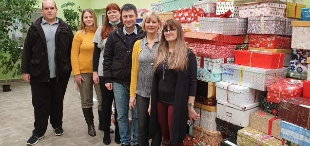 Koľko lásky sa zmestí do krabice od topánok?