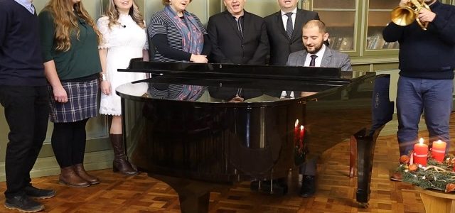 Vianočný vinš biskupa VD P. Mihoča a hudobný pozdrav kapely KVD